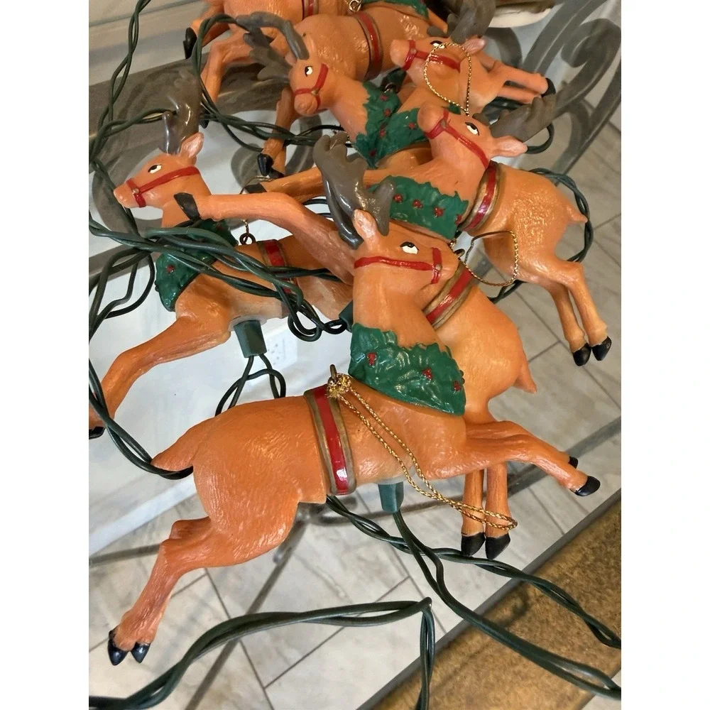 Vintage Kurt Adler Lighted SANTA Sleigh 8 Reindeer Novelty Christmas Lights